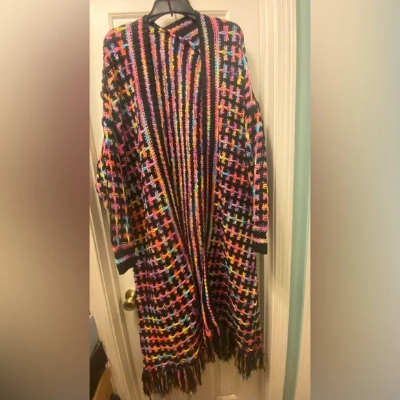 NWOT Knitted multcolor fringe Cardigan - Picture 6 of 10